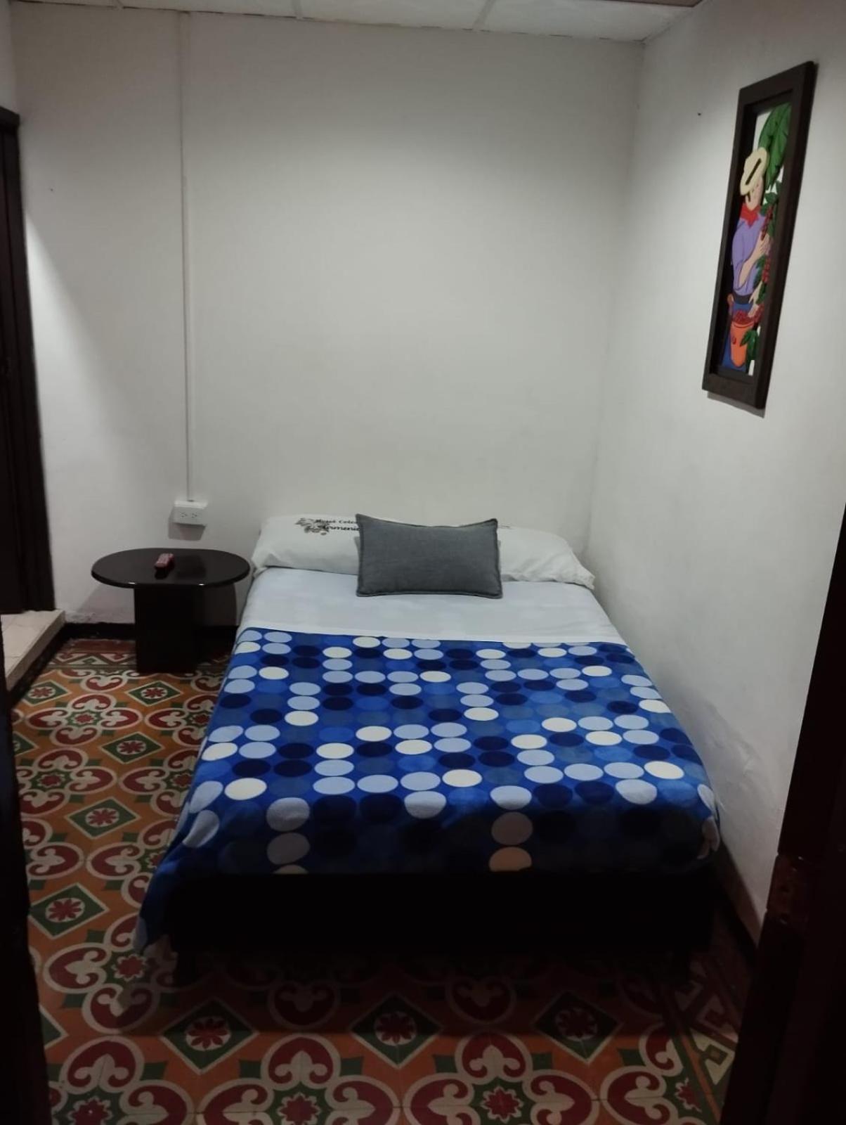 Hotel Colonial Armenia Ro Экстерьер фото